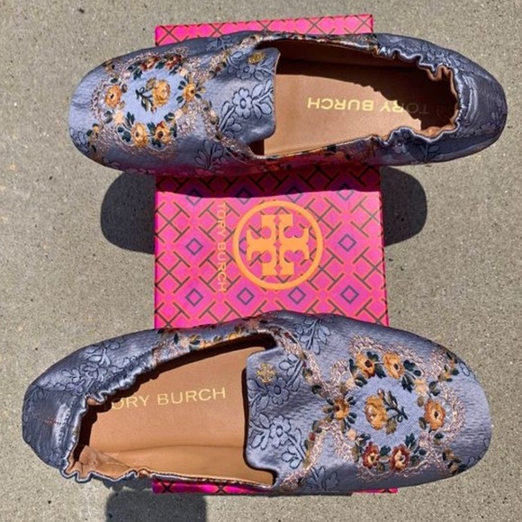 Tory Burch Soft Smoking Slipper in Sea Frost Flower Pattern size 10 - Picture 2 of 3